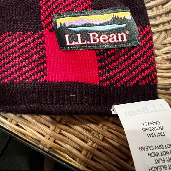 Reversible L.L. Bean Scarf - Picture 2 of 4
